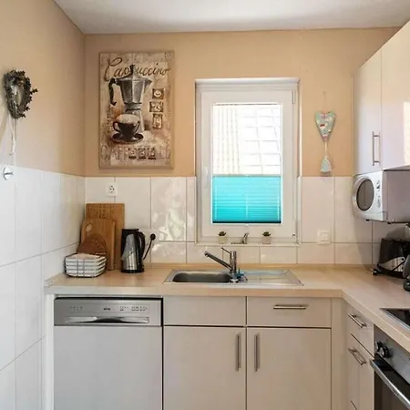 In With Garden Holiday home *